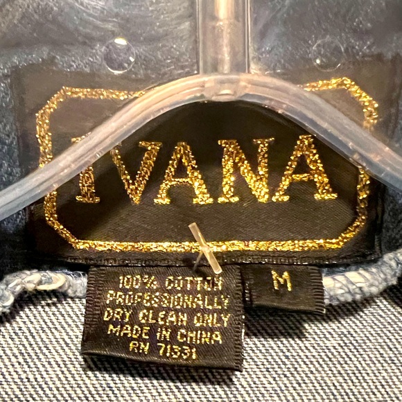 VINTAGE DENIM BLAZER BEADED FLORAL BY IVANA TRUMP 💐❤️🔥 - Picture 3 of 10